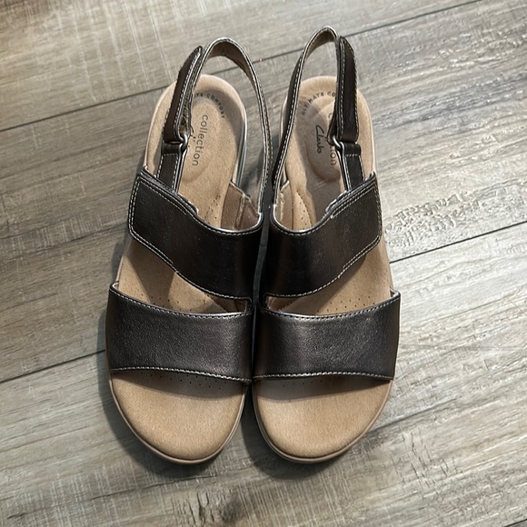 Clarks Jillian Pearl Sandals - Picture 2 of 3